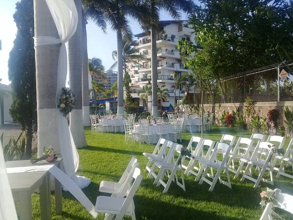 El jardín Flamingo Vallarta Hotel & Marina Puerto Vallarta