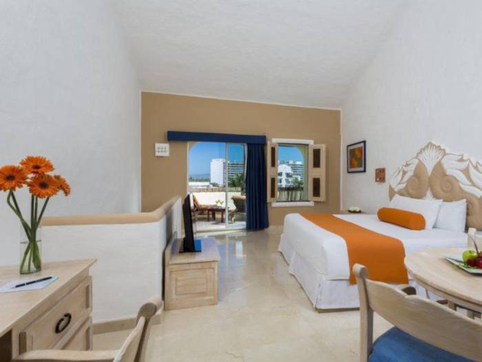 Deluxe king Flamingo Vallarta Hotel & Marina Puerto Vallarta Deluxe king Flamingo Vallarta Hotel & Marina Puerto Vallarta
