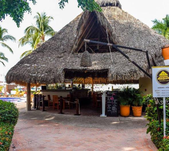 La palapa restaurant Flamingo Vallarta Hotel & Marina Puerto Vallarta